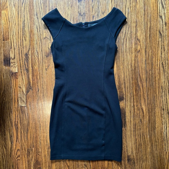 Talula Aritzia Size 8 Black Fitted Stretchy Body Con Mini Dress - Picture 1 of 5